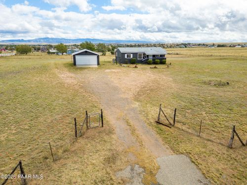 1355 S Reed Rd, Chino Valley, AZ, 86323-6598 | Card Image