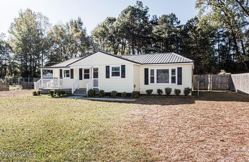 2148 Acorn Hill Rd, Tarboro, NC, 27886-8024 | Card Image