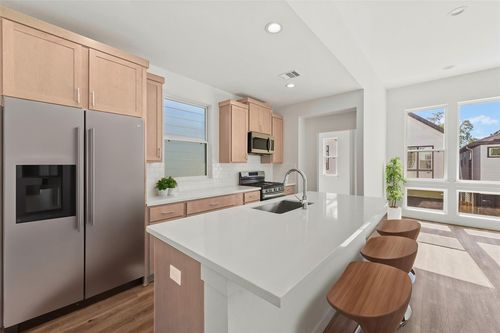 1218 Highland Row Ln, Houston, TX, 77091-0909 | Card Image