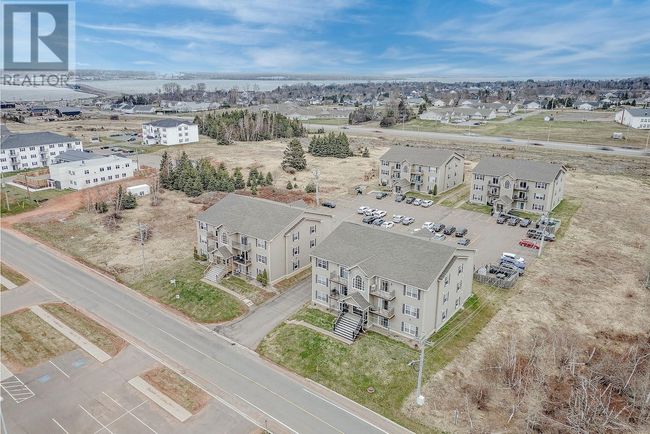 303 - 61 Glen Stewart Dr, Condo with 2 bedrooms, 1 bathrooms and null parking in Stratford PE | Image 19