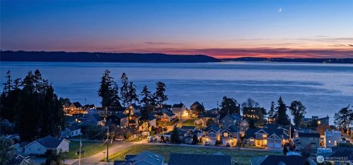 211 Arbor Ter, Camano Island, WA, 98282-8612 | Card Image