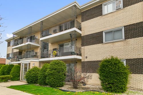 apt-3se-9407 S Roberts Rd, Hickory Hills, IL, 60457-2146 | Card Image