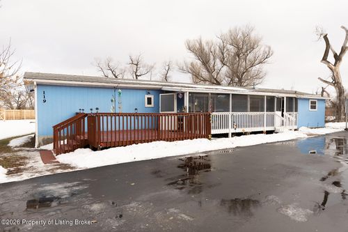 119 Nolan Ave E, Wibaux, MT, 59353-9084 | Card Image