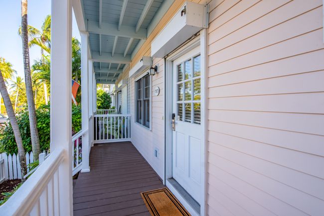 Front Entrance | Image 9