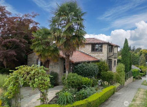 4315 52nd Avenue Ne, Seattle, WA, 98105 | Card Image