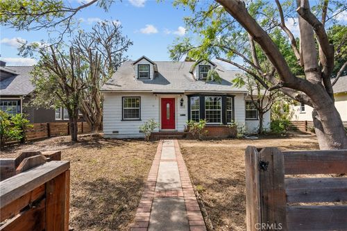6515 Murietta Ave, Valley Glen, CA, 91401-1512 | Card Image