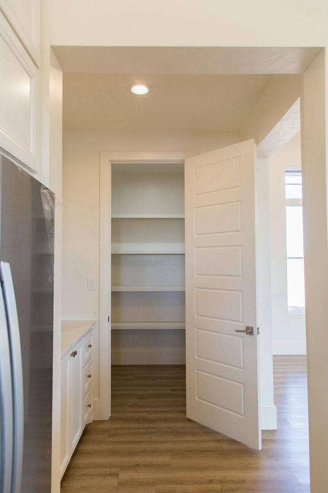 7211 W 12 Th St, House other with 3 bedrooms, 2 bathrooms and null parking in Plainview TX | Image 19