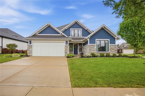 1374 Highland Ln, Beavercrk Twp, OH, 45385 | Card Image