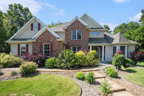 6372 Oak Ct, Berrien Center, MI, 49102-8711 | Card Image