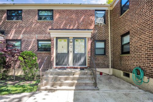 2-219-40 74th Avenue, Oakland Gardens, NY, 11364 | Card Image