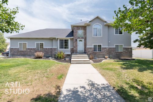 6457 S Gold Medal Dr, Taylorsville, UT, 84129-6967 | Card Image
