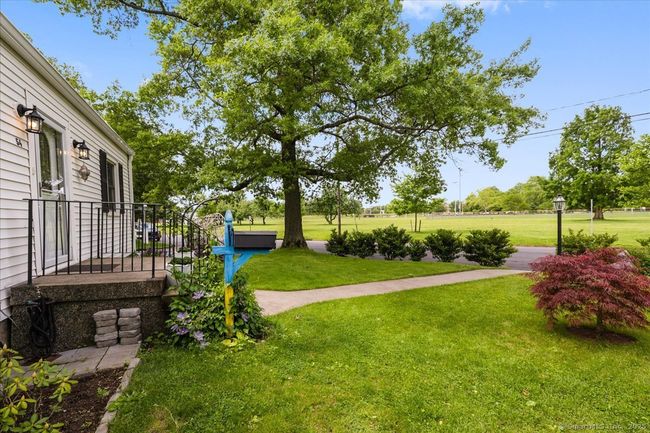 54 Mcmullen Ave, House other with 3 bedrooms, 2 bathrooms and 4 parking in Stamford CT | Image 12