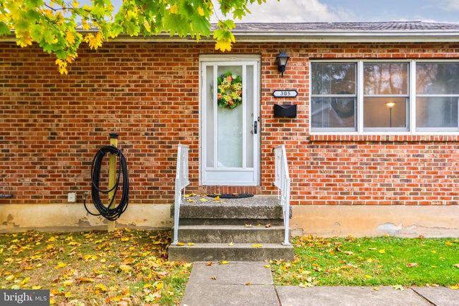 305 Chestnut St, House other with 2 bedrooms, 1 bathrooms and null parking in Freemansburg PA | Image 18