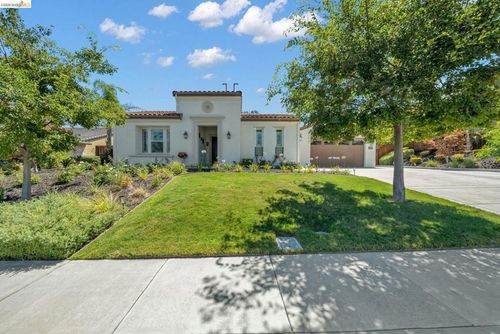2277 Reserve Dr, Brentwood, CA, 94513-4274 | Card Image