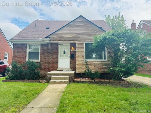 15632 Englewood Ave, Allen Park, MI, 48101-1766 | Card Image
