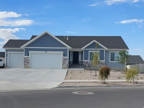644 W Prairie Hawk Way, Grantsville, UT, 84029-1249 | Card Image