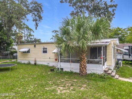 529 Bryant St, Ormond Beach, FL, 32174-9026 | Card Image