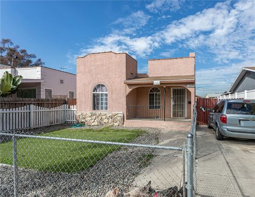 2421 S Cloverdale Ave, LOS ANGELES, CA, 90016-2122 | Card Image