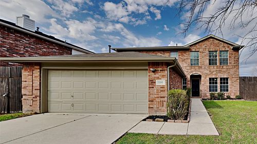 2203 Wagon Wheel Trl, Corinth, TX, 76208-5254 | Card Image