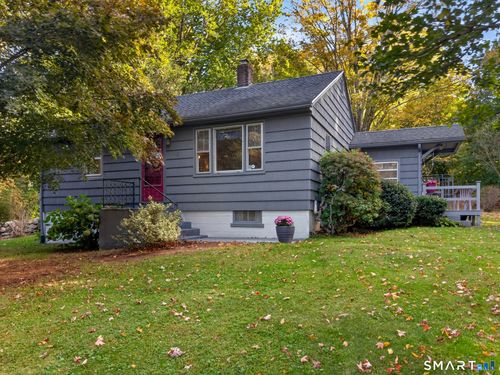 210 Iron St, Ledyard, CT, 06339-1524 | Card Image