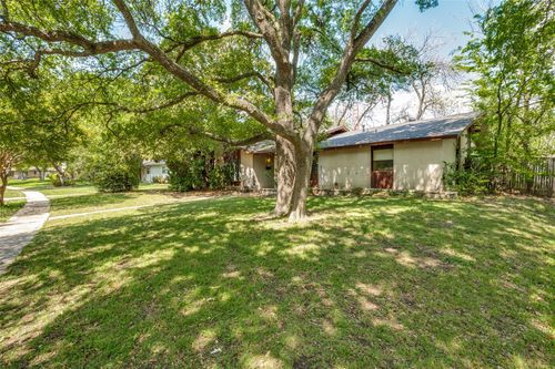 3934 Royal Palms Court, Dallas, TX, 75244 | Card Image