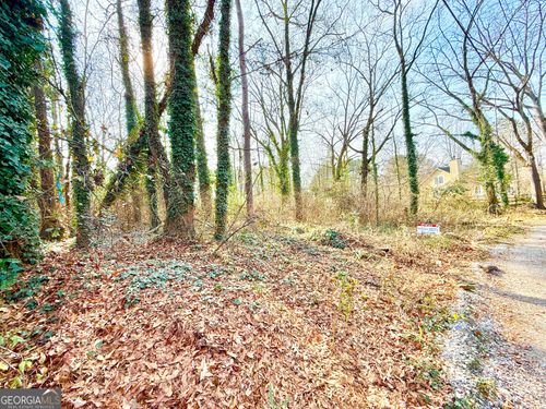 2174 Wilson Avenue N, Atlanta, GA, 30314 | Card Image