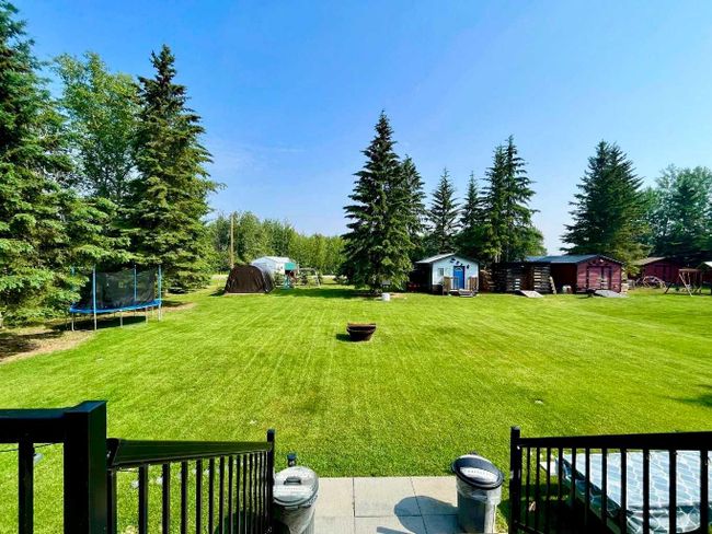 350 14579 Township Rd 690, Home with 3 bedrooms, 2 bathrooms and 5 parking in Lac La Biche AB | Image 17