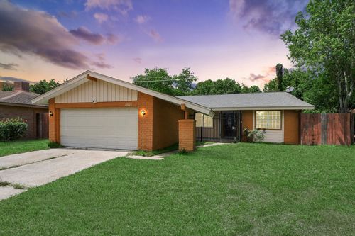12623 Fern Forest Drive, Houston, TX, 77044 | Card Image