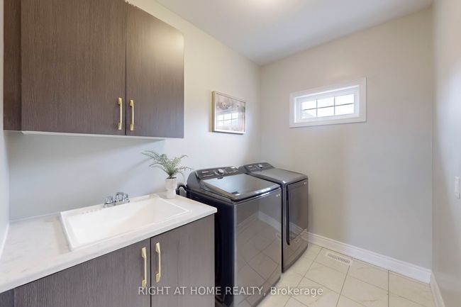 19 Creedon Cres, House other with 5 bedrooms, 4 bathrooms and 2 parking in Ajax ON | Image 48
