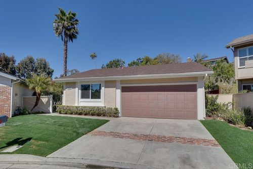3333 Vivienda Cir, Carlsbad, CA, 92009-7713 | Card Image