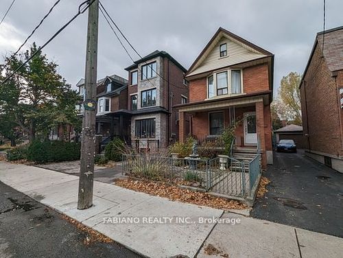 main-1038 Dovercourt Rd, Toronto, ON, M6H2X8 | Card Image