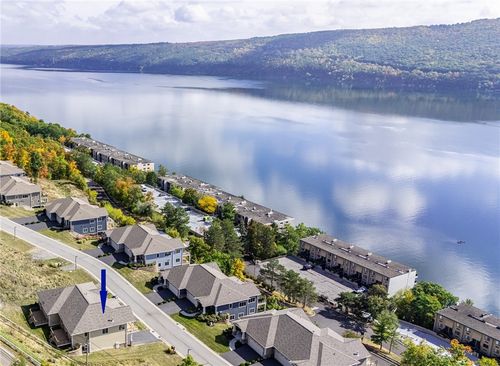 1 Terrace Dr, Canandaigua, NY, 14424-8882 | Card Image