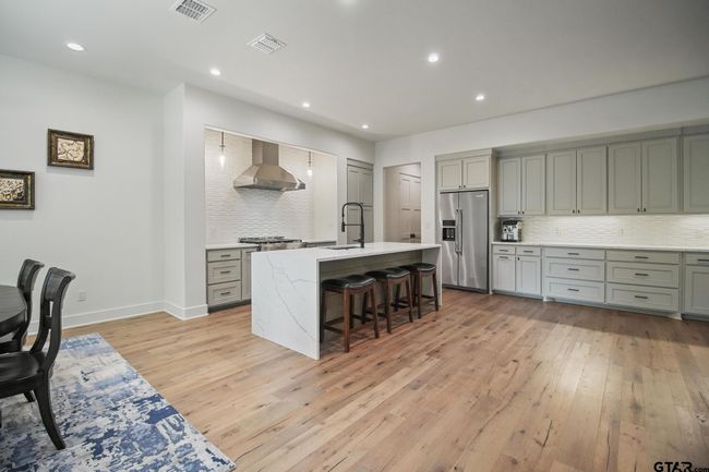 7863 Cross Rd, House other with 3 bedrooms, 3 bathrooms and null parking in Tyler TX | Image 9