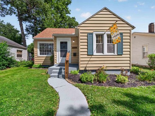 2315 Kenwood Ave, Fort Wayne, IN, 46805-2772 | Card Image