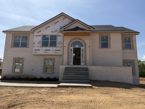 323 Cardinal Creek Dr, Clarksville, TN, 37040 | Card Image