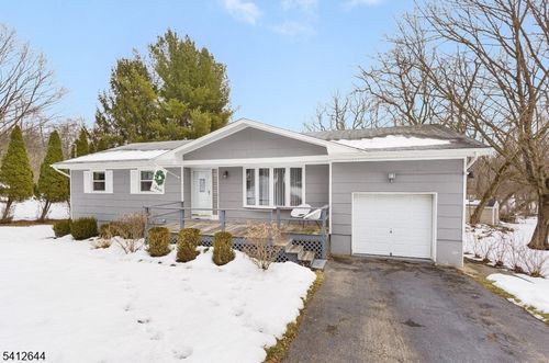 108 Hillside Ter E, Hackettstown, NJ, 07840-3410 | Card Image