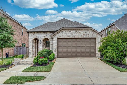 15211 Stuart Bat Cave Ln, Cypress, TX, 77433-7315 | Card Image