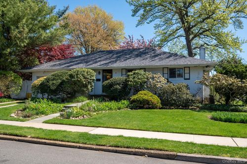 39 Deer Path Ln, Syosset, NY, 11791-6117 | Card Image