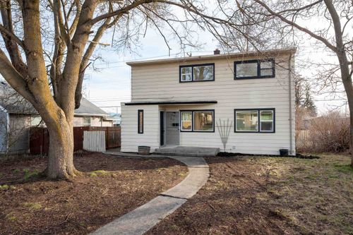 1012 E Garland Ave, Spokane, WA, 99207-3032 | Card Image