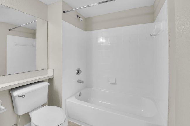 APT-204 - 15185 Michelangelo Blvd, Condo with 2 bedrooms, 2 bathrooms and null parking in Delray Beach FL | Image 23