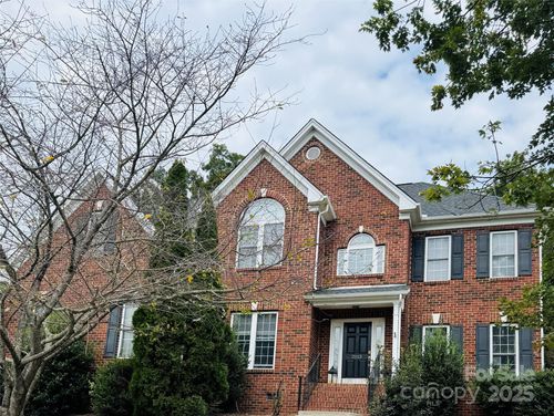 2013 Solway Ln, Charlotte, NC, 28269-6984 | Card Image