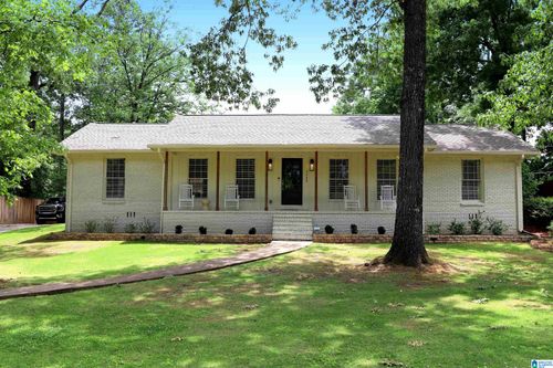 3300 Monte Doro Dr, Hoover, AL, 35216-4913 | Card Image