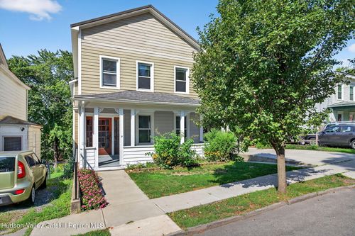 apt-3-17 New St, Catskill, NY, 12414-1379 | Card Image