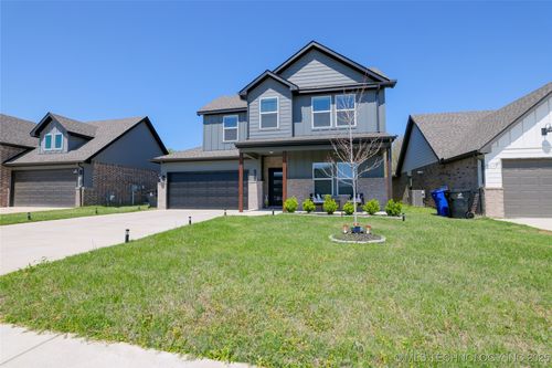 2416 W Birmingham St, Broken Arrow, OK, 74011-1470 | Card Image