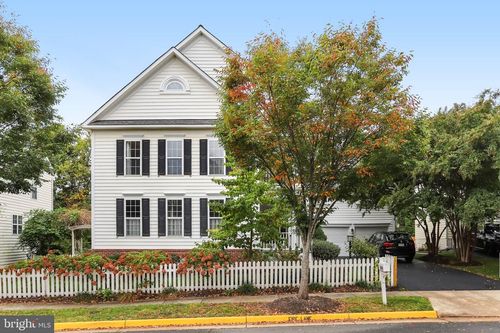 20391 Tilberg St, ASHBURN, VA, 20147-7401 | Card Image