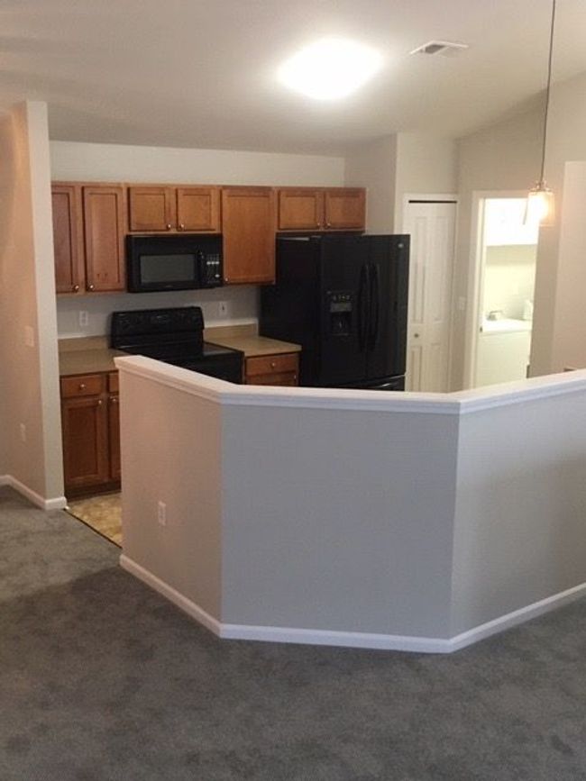 4094 Hampton Ridge Blvd, Condo with 2 bedrooms, 2 bathrooms and null parking in Howell MI | Image 8