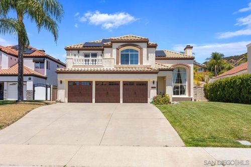 23746 Via Segovia, Murrieta, CA, 92562 | Card Image