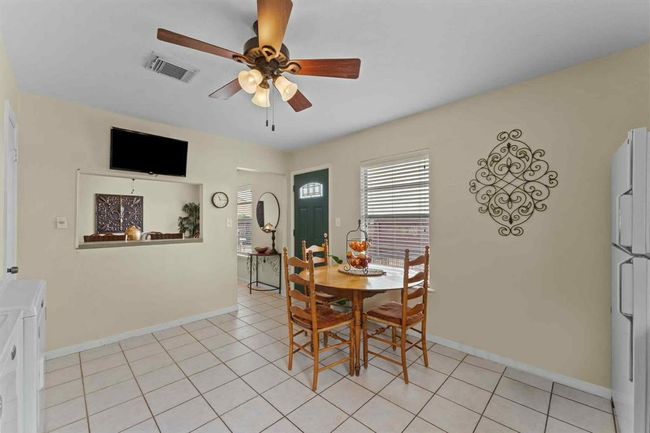 Ample dining space that easily fits a full-sized table—ideal for everything from weekday dinners to weekend entertaining. | Image 8