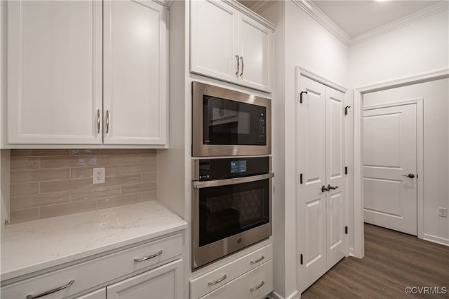 Photo from Boone Homes Gallery; photo of similar home, not home for sale; upgrades shown | Image 4