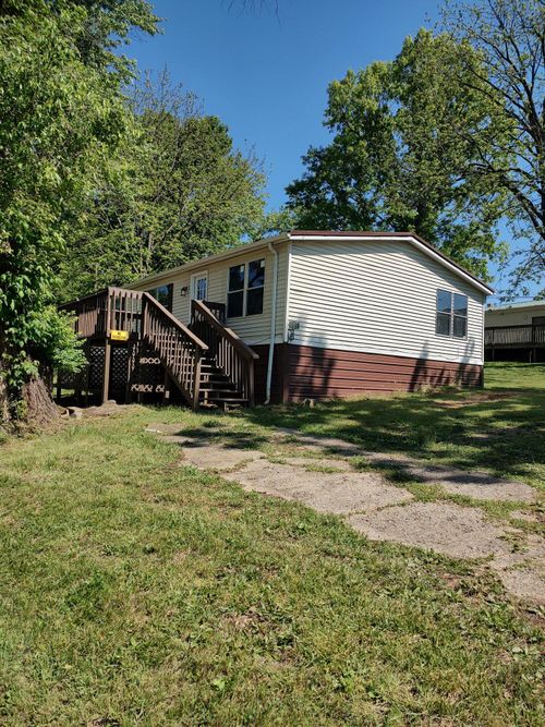 105 Pineview Ln, Carlisle, KY, 40311-9411 | Card Image